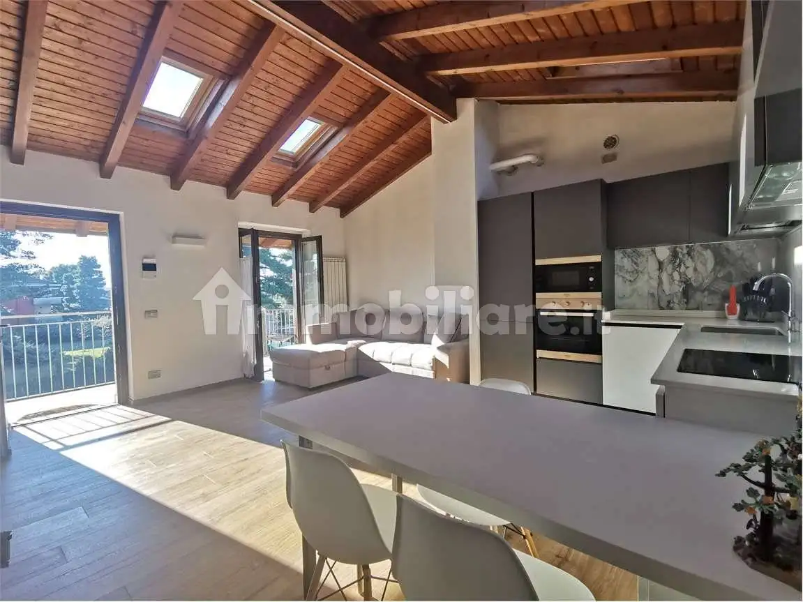 Appartamento in vendita a Somma Lombardo