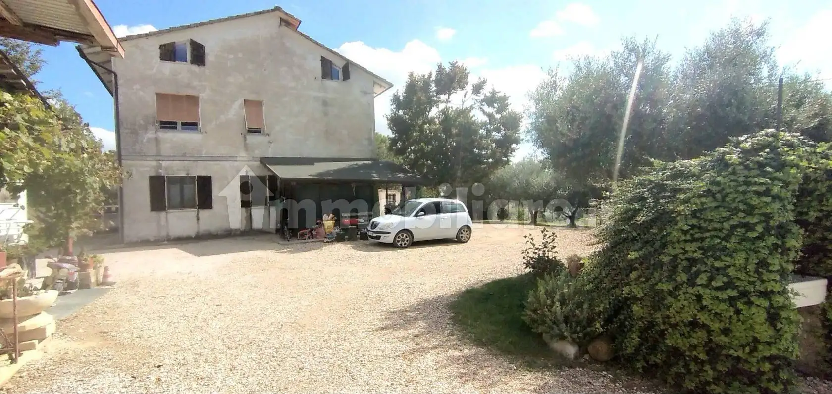 Appartamento in vendita a Montecosaro