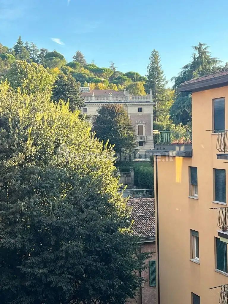 Appartamento in vendita a Bologna