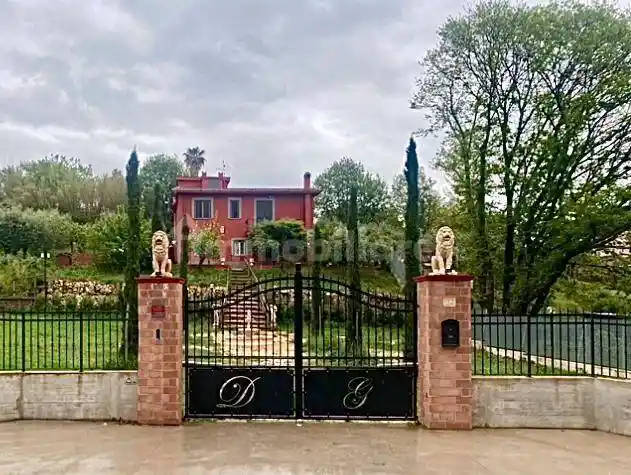 Villa in vendita a Velletri