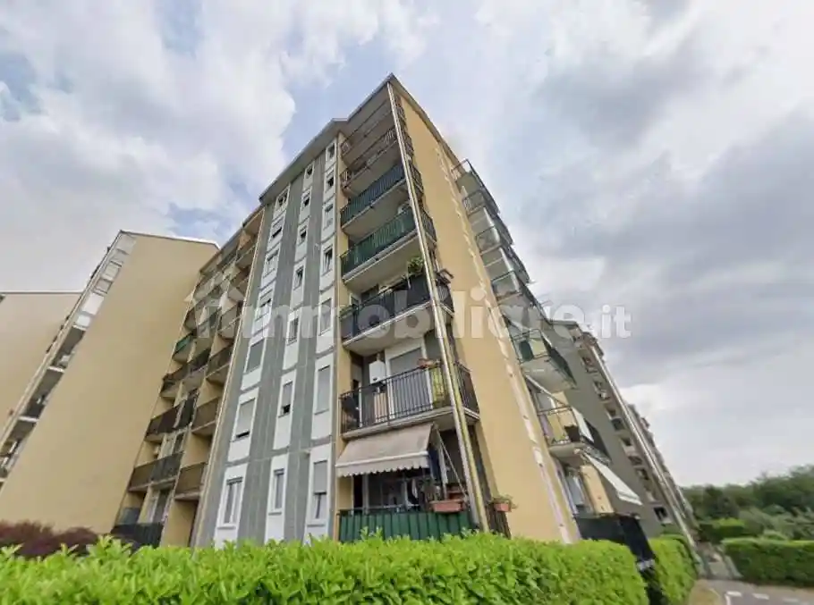 Appartamento in vendita a Limbiate