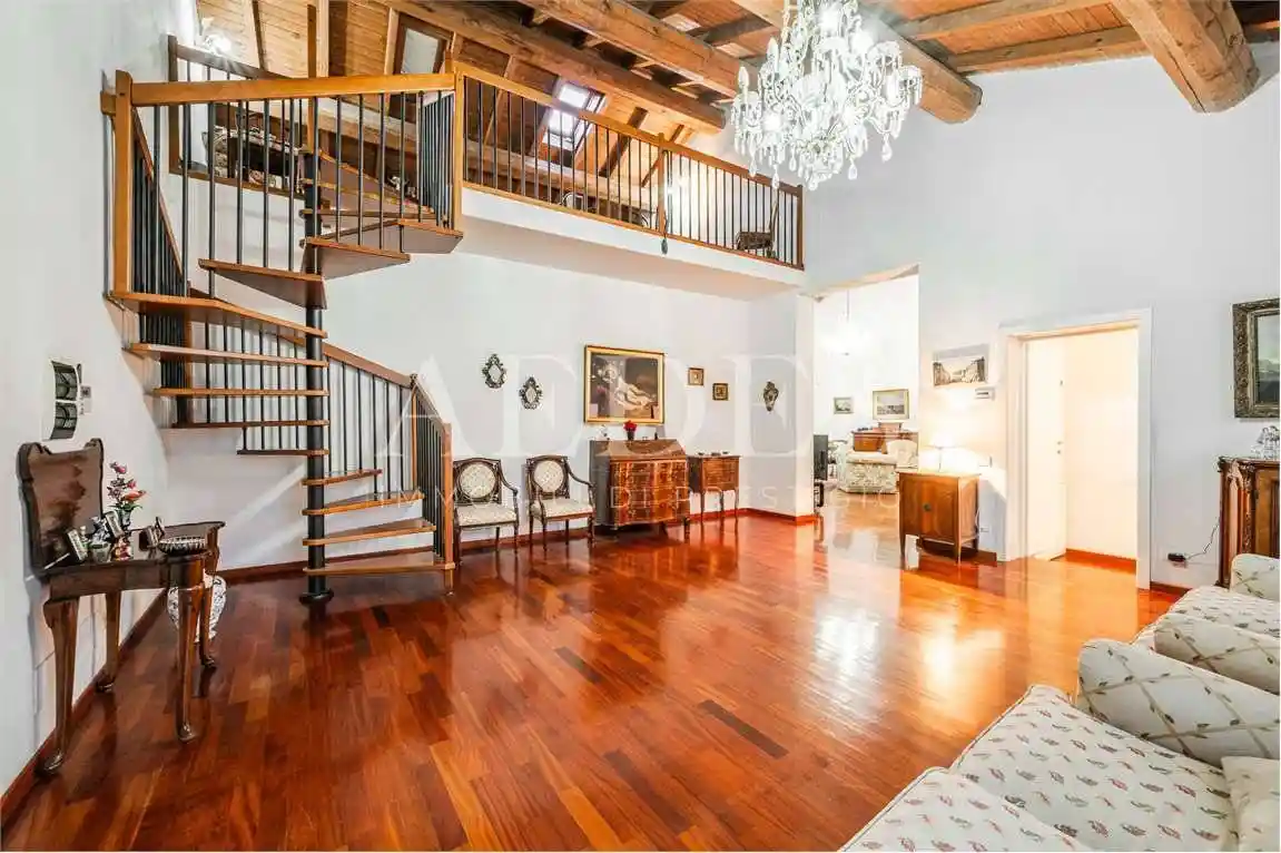 Appartamento in vendita a Modena