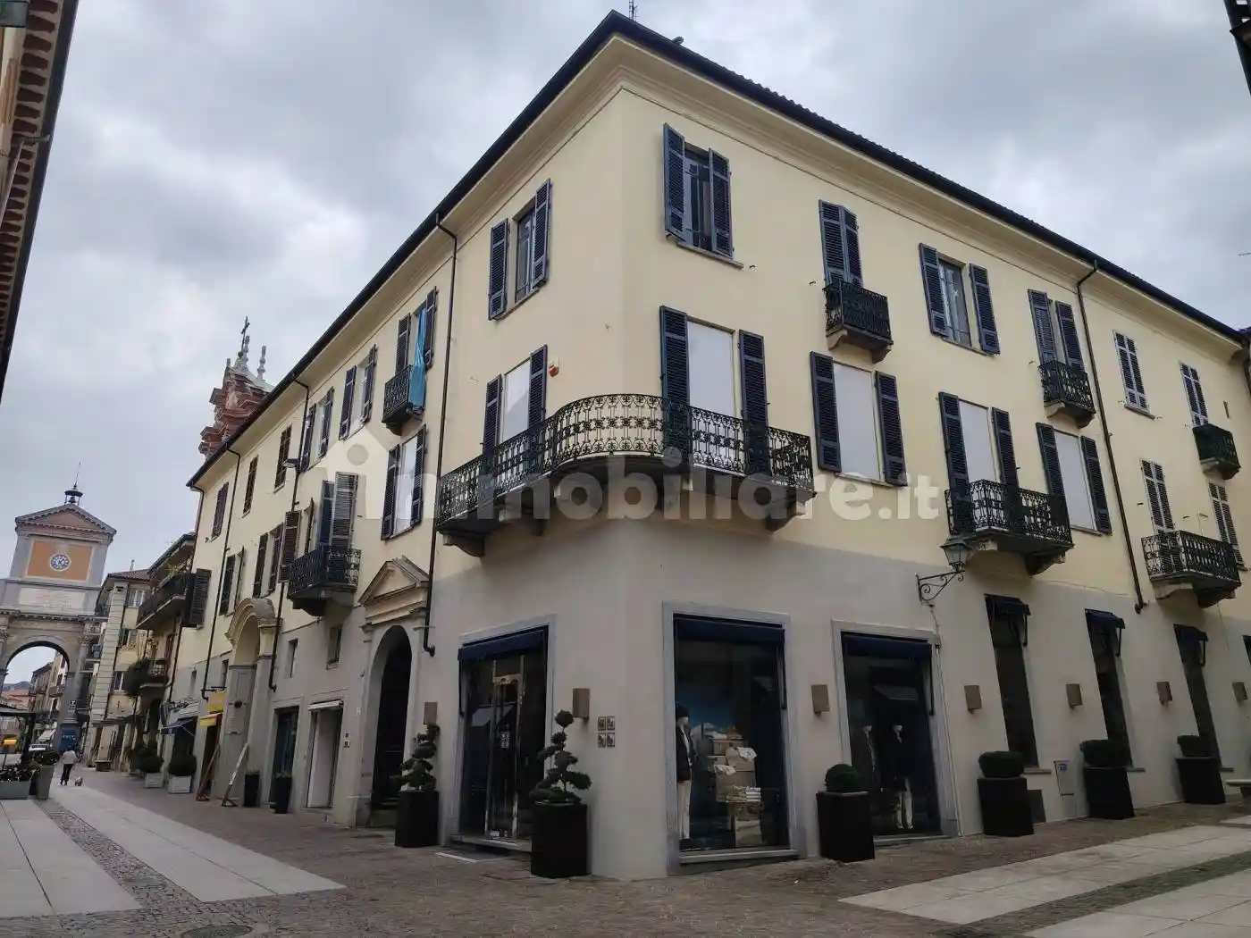 Bilocale via Vittorio Emanuele II 65, Centro Storico, Chieri - foto 3