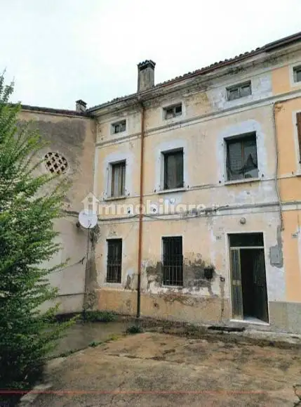Casa indipendente in asta a Ceresara