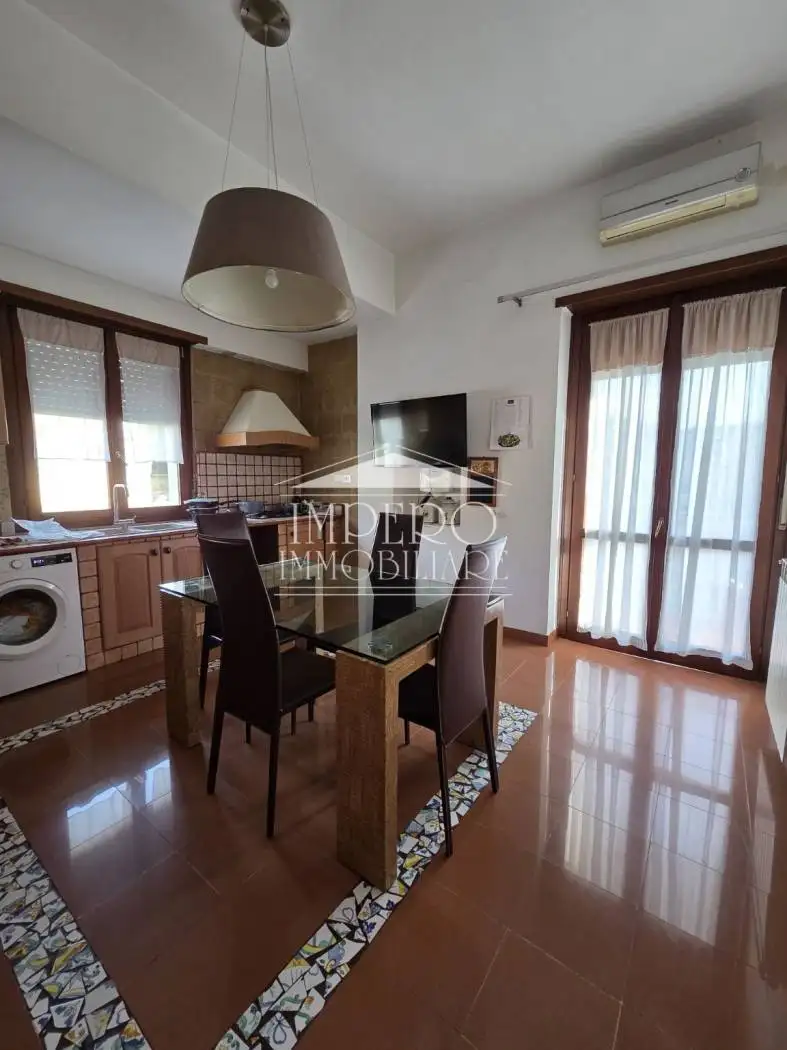 Trilocale via Nicola Fasano, Porto, Pozzuoli - foto 4