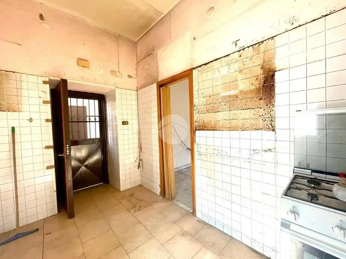 Bilocale via Enrico Cosenz 36, Garibaldi - Ferrovia, Napoli - foto 2