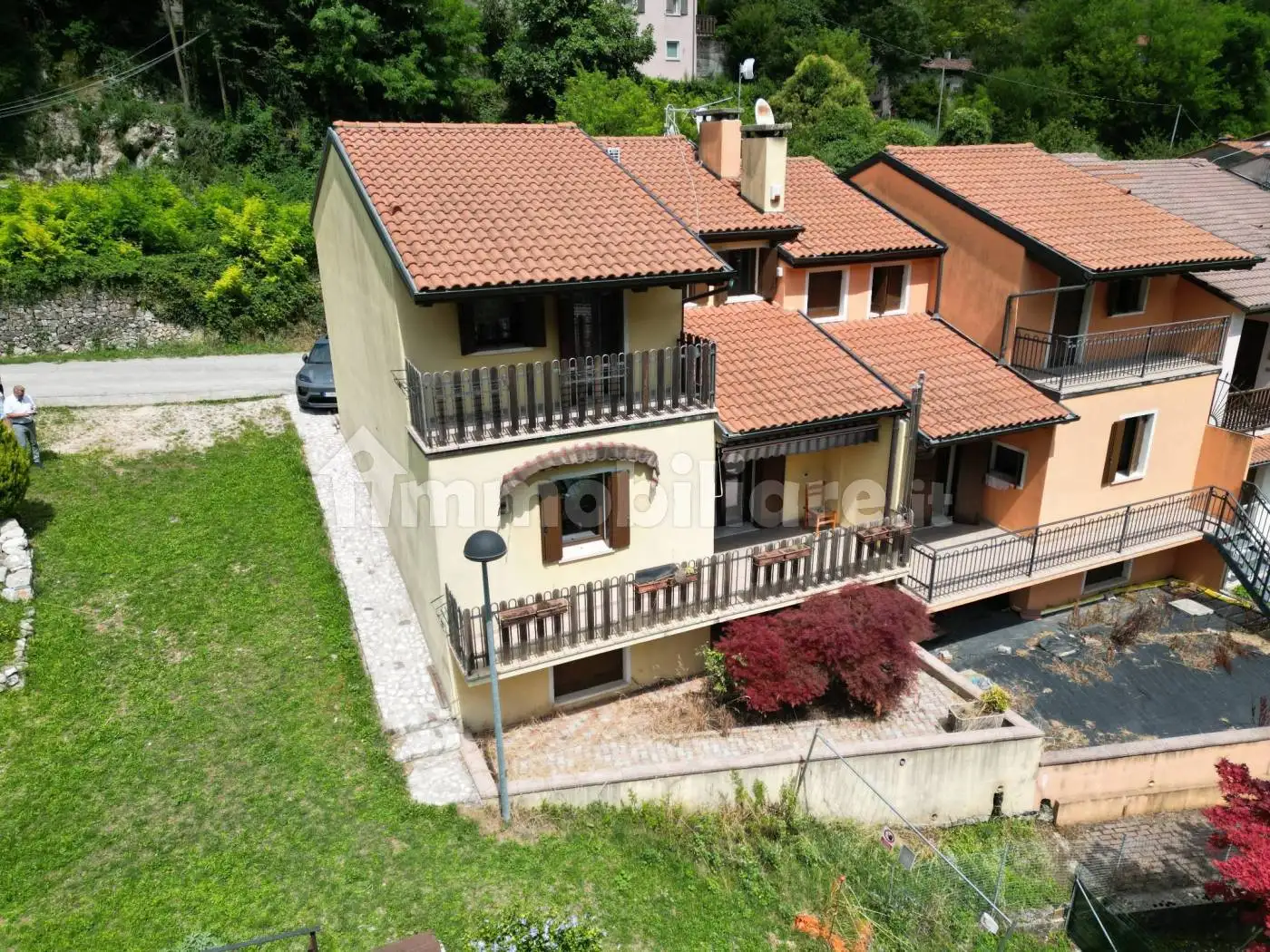 Casa indipendente in affitto a Valbrenta