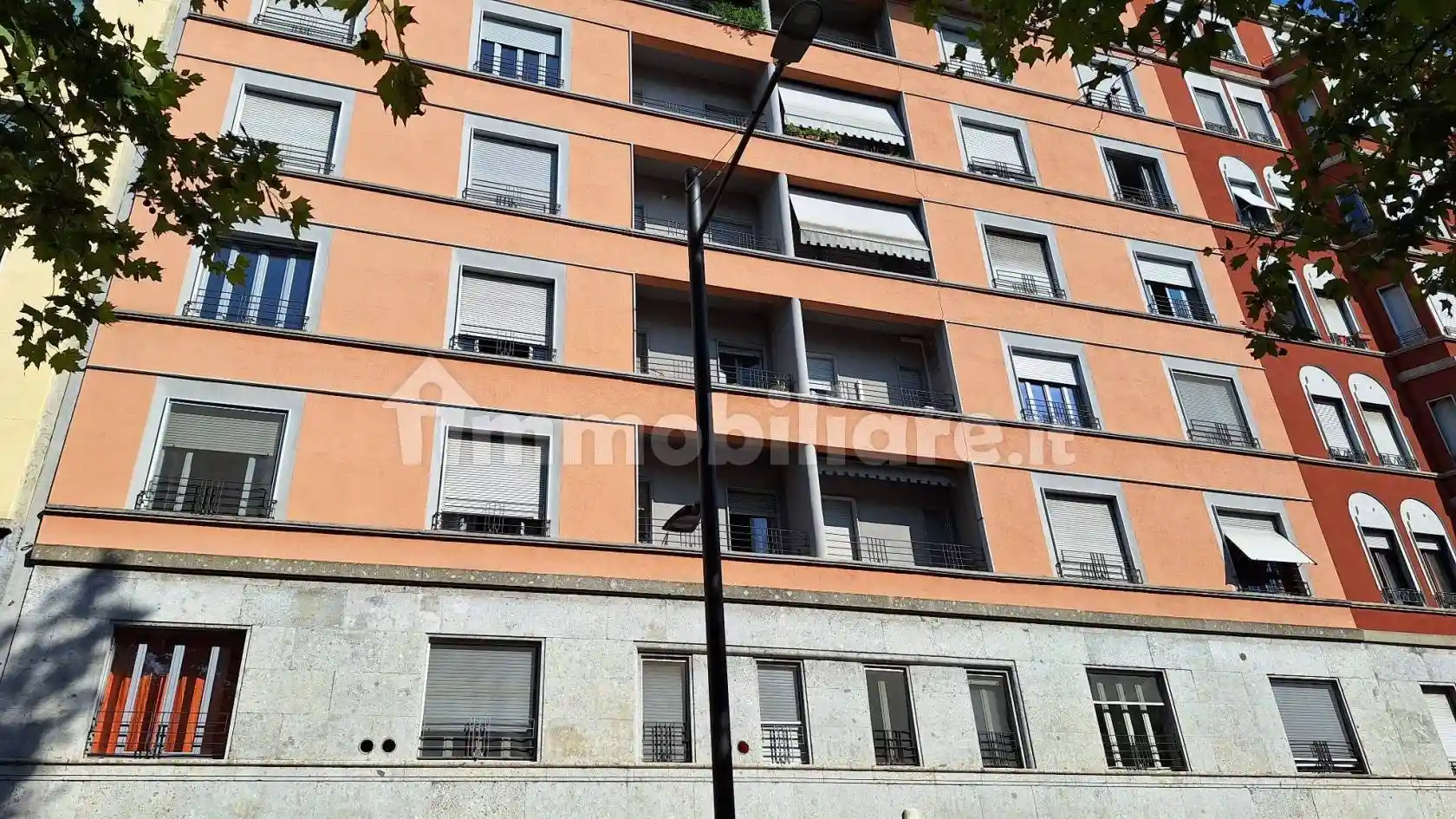 Trilocale via Ferrante Aporti 12, Centrale, Milano - foto 2