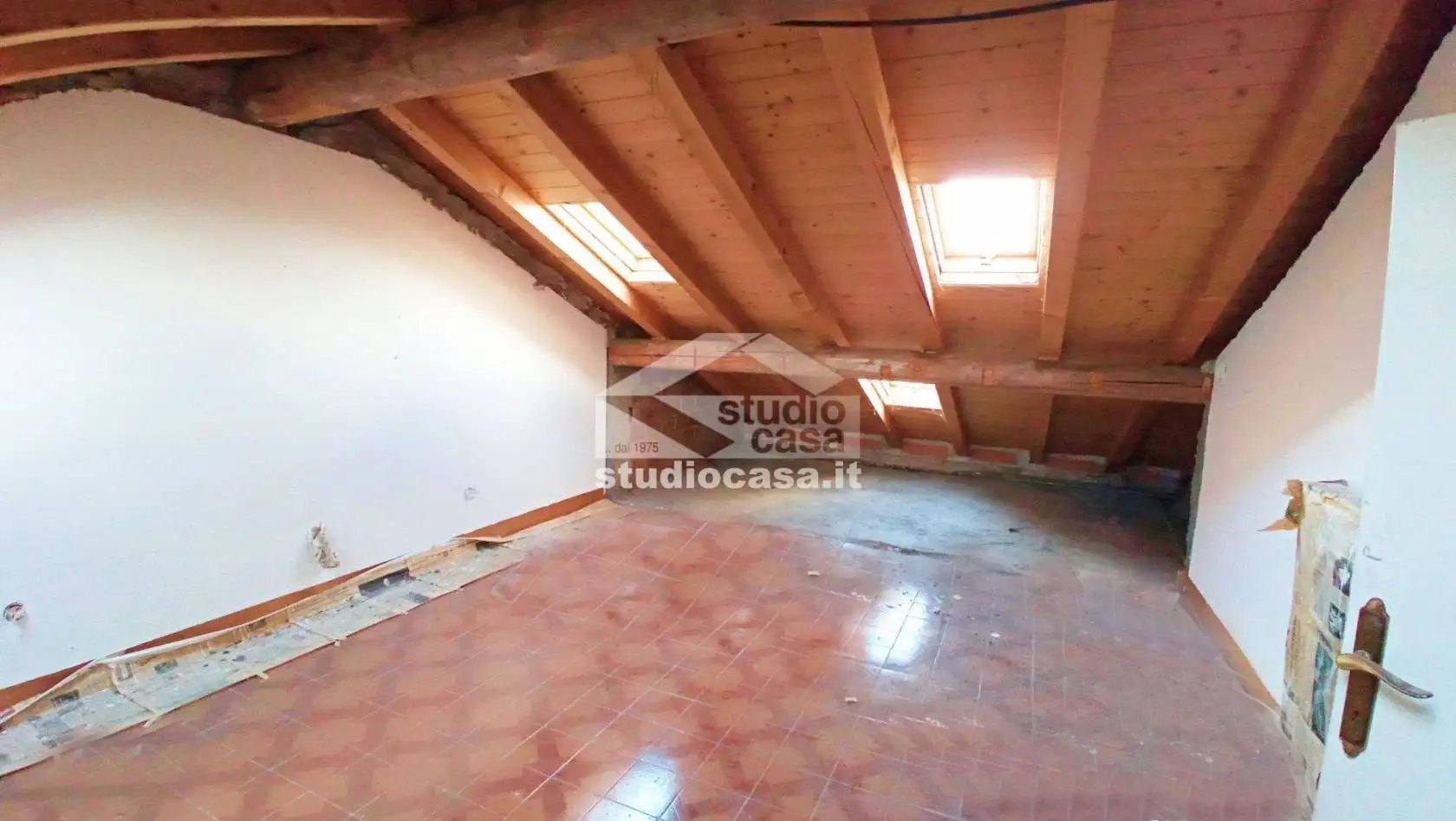 Bilocale terzo piano, Clusone - foto 4