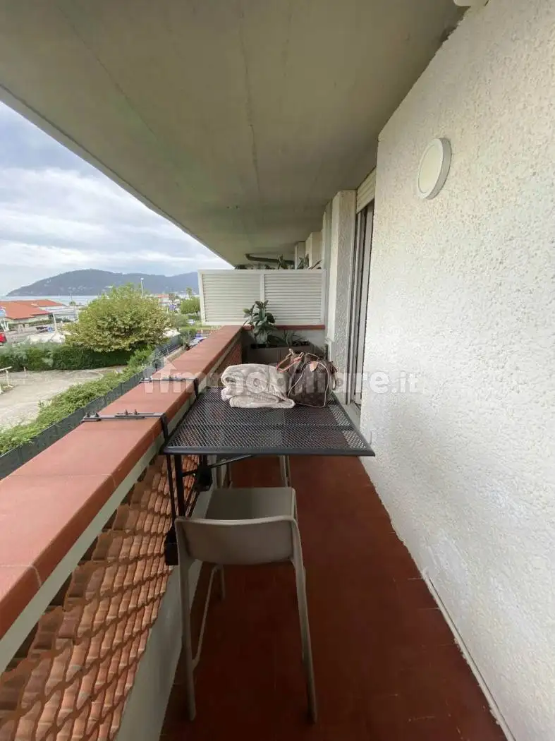 Trilocale viale Cristoforo Colombo 121, Marina di Carrara, Carrara - foto 4