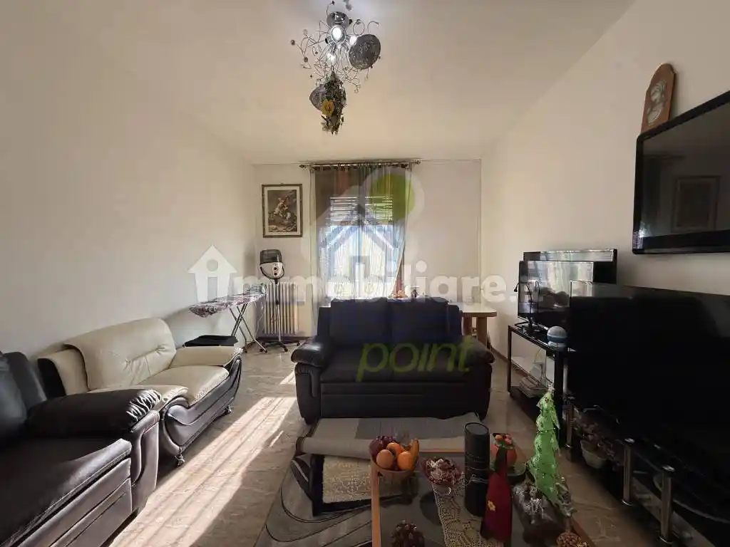 Quadrilocale via pozzi 11, Centro, Casalmaggiore - foto 4