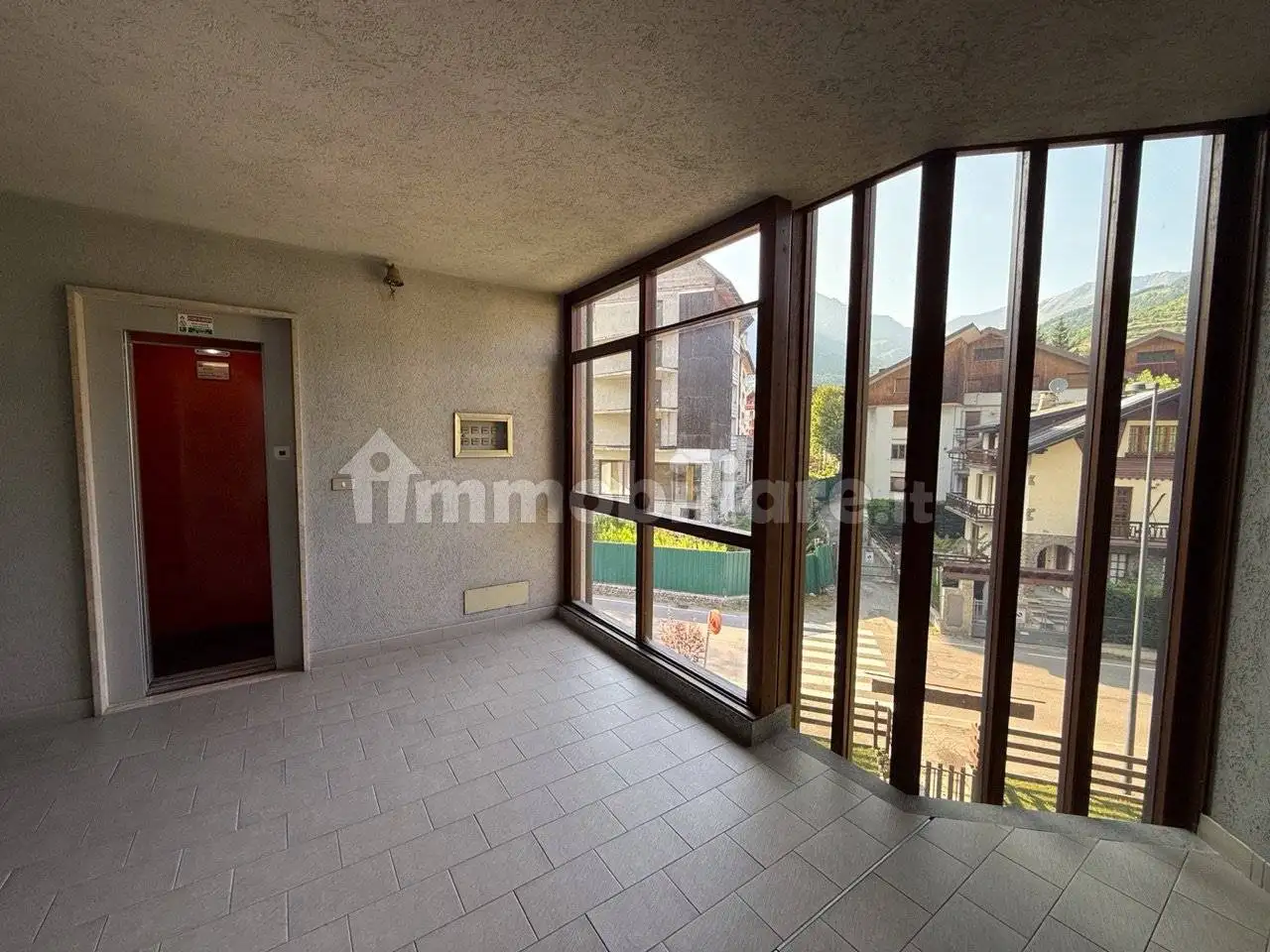 Trilocale viale della Vittoria 17, Centro, Bardonecchia - foto 3