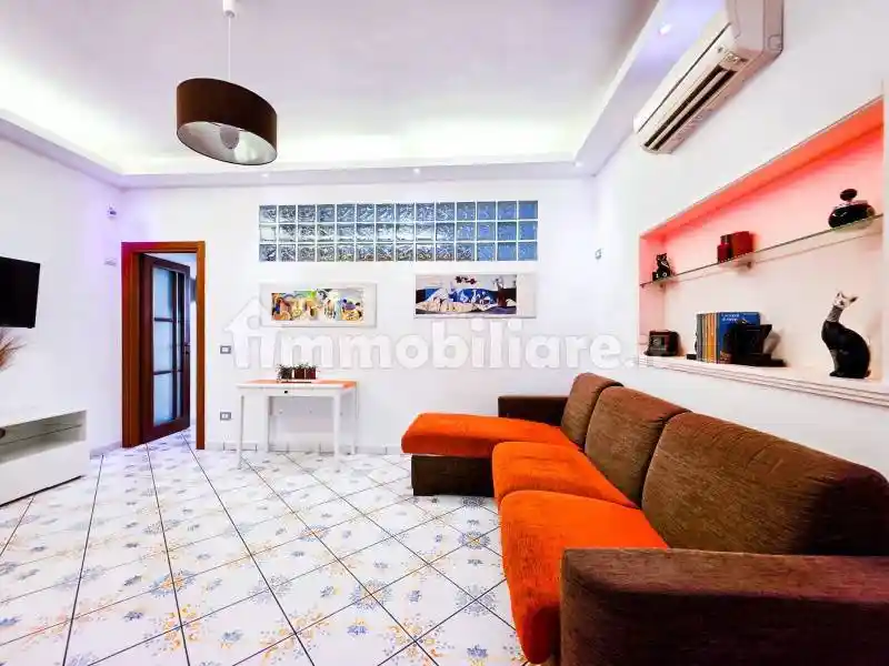 Bilocale via Virgillo, Centro, Castellammare di Stabia - foto 2