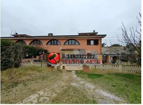 Appartamento in asta a Guidonia Montecelio