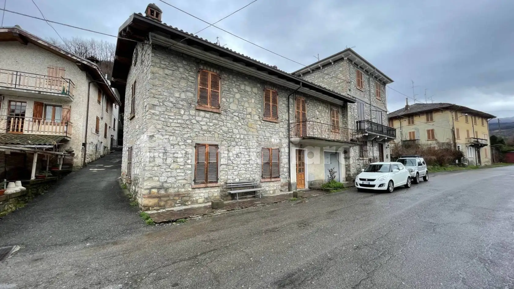 Rustico - Casale in vendita a Fabbrica Curone