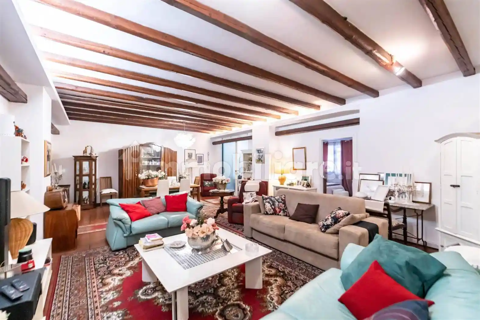 Casa indipendente in vendita a Valverde