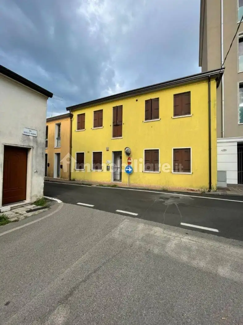 Appartamento in vendita a Porto Viro