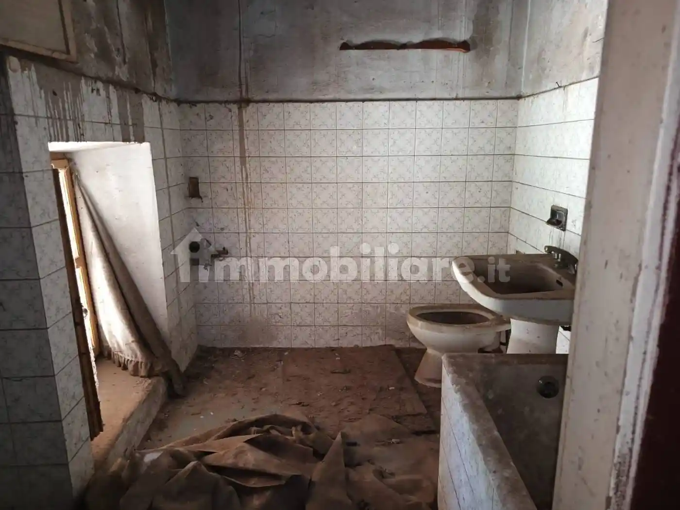 Casale via Vittorio Veneto, Centro, Calvagese della Riviera - foto 4