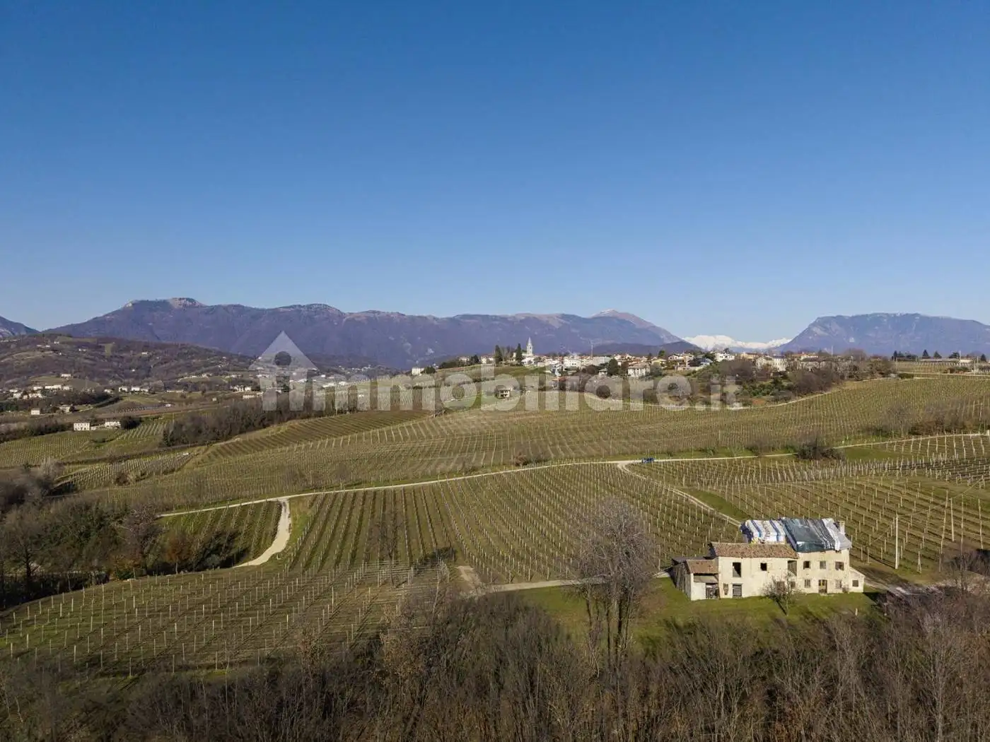 Rustico - Casale in vendita a San Pietro di Feletto