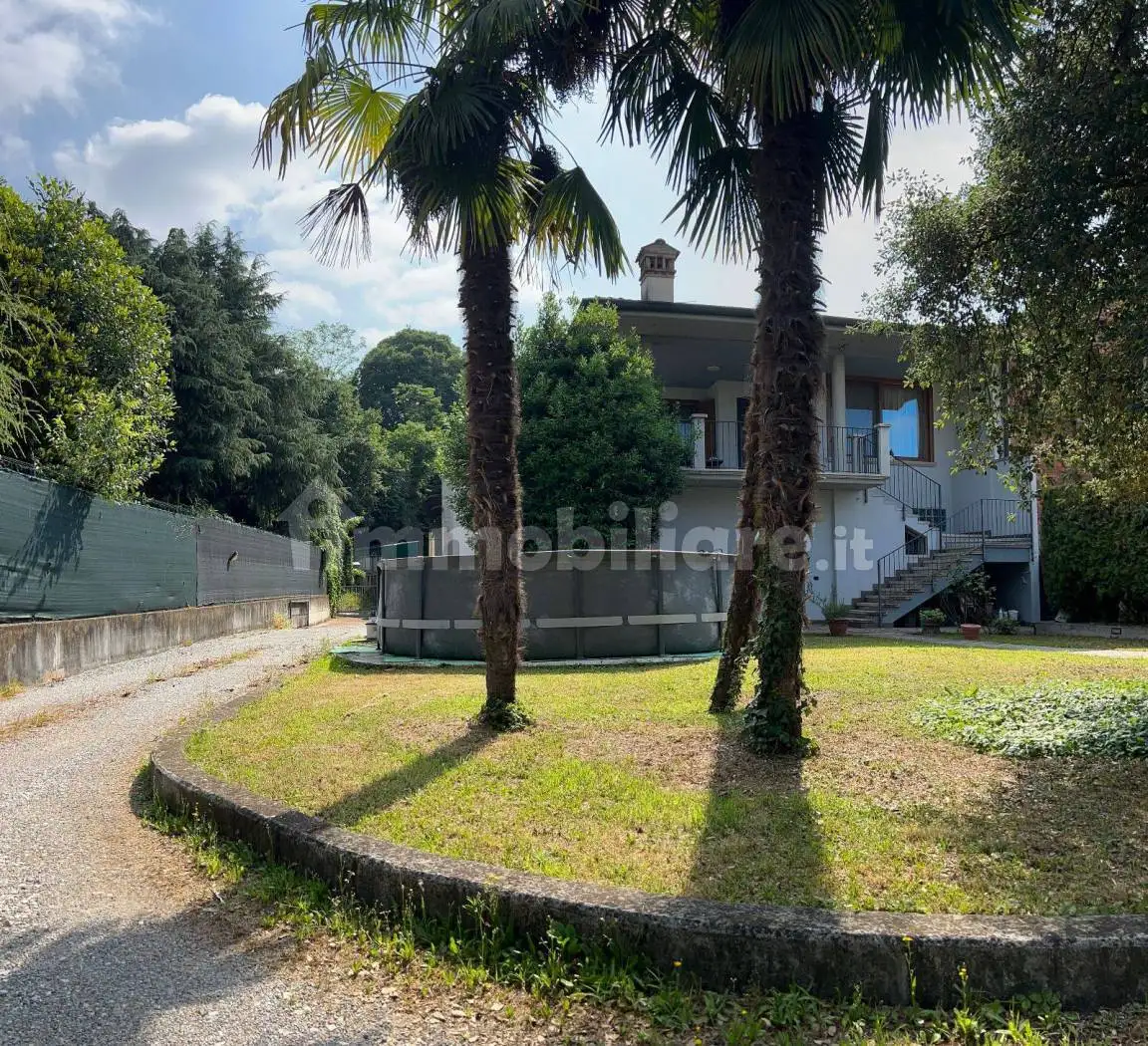 Villa in affitto a Pontoglio