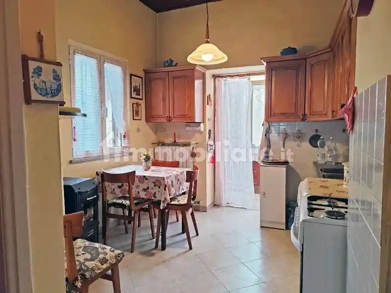 Terratetto unifamiliare 300 m², da ristrutturare, Centro, Bossolasco - foto 4