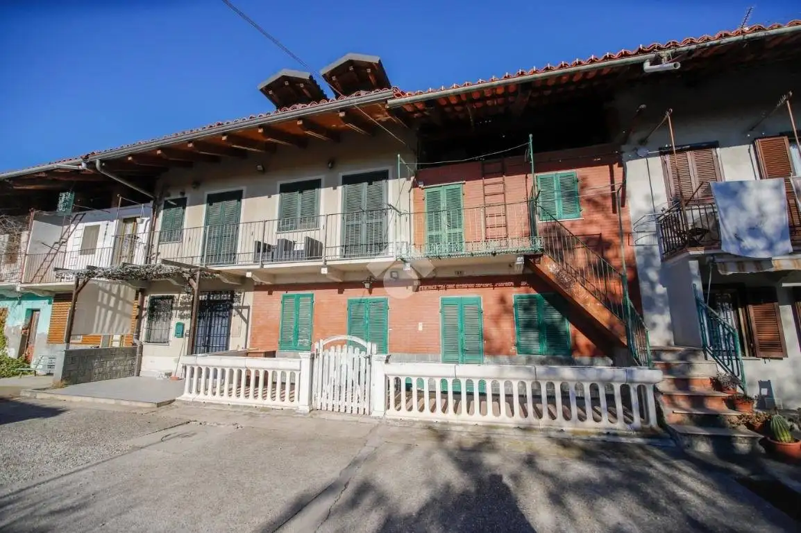 Casa indipendente in vendita a Rivarolo Canavese