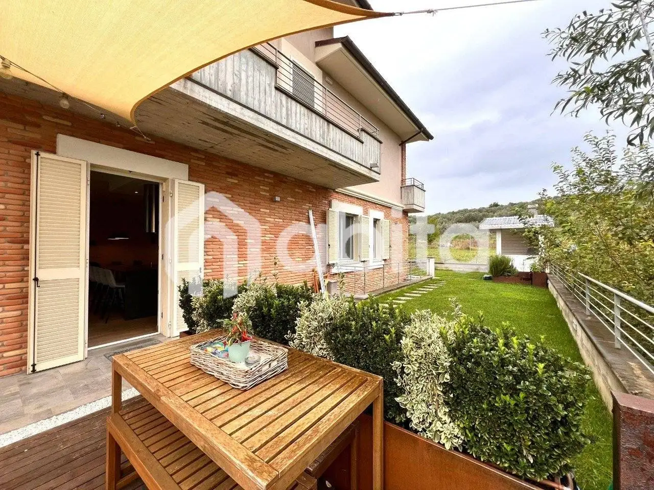 Appartamento in vendita a Bucine