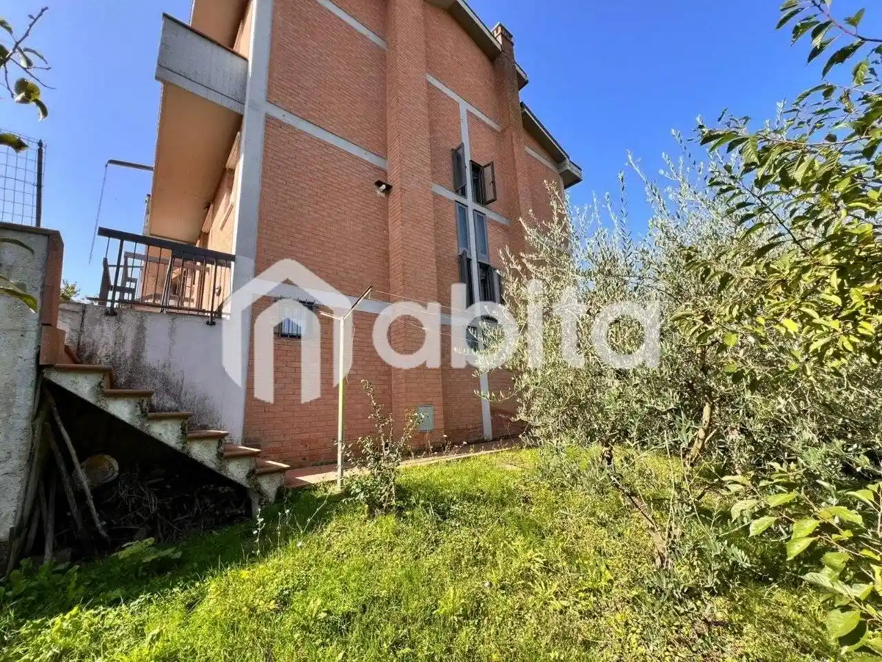Villa a schiera via Perelli, Levane, Montevarchi - foto 3