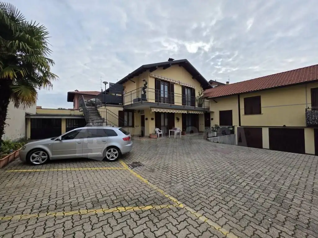 Appartamento in vendita a Lonate Pozzolo