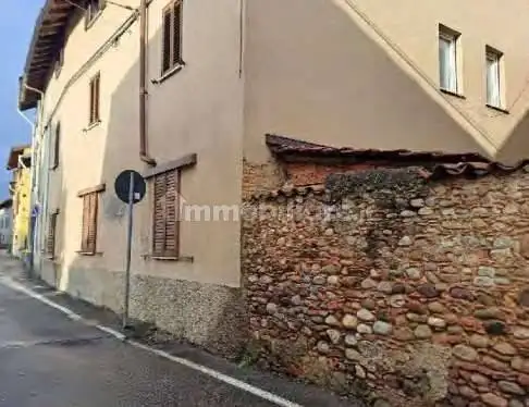 Appartamento in asta a Veniano