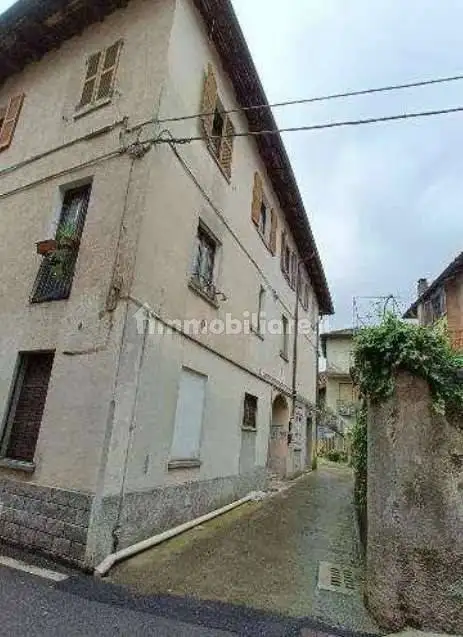 Appartamento in asta a Lurate Caccivio