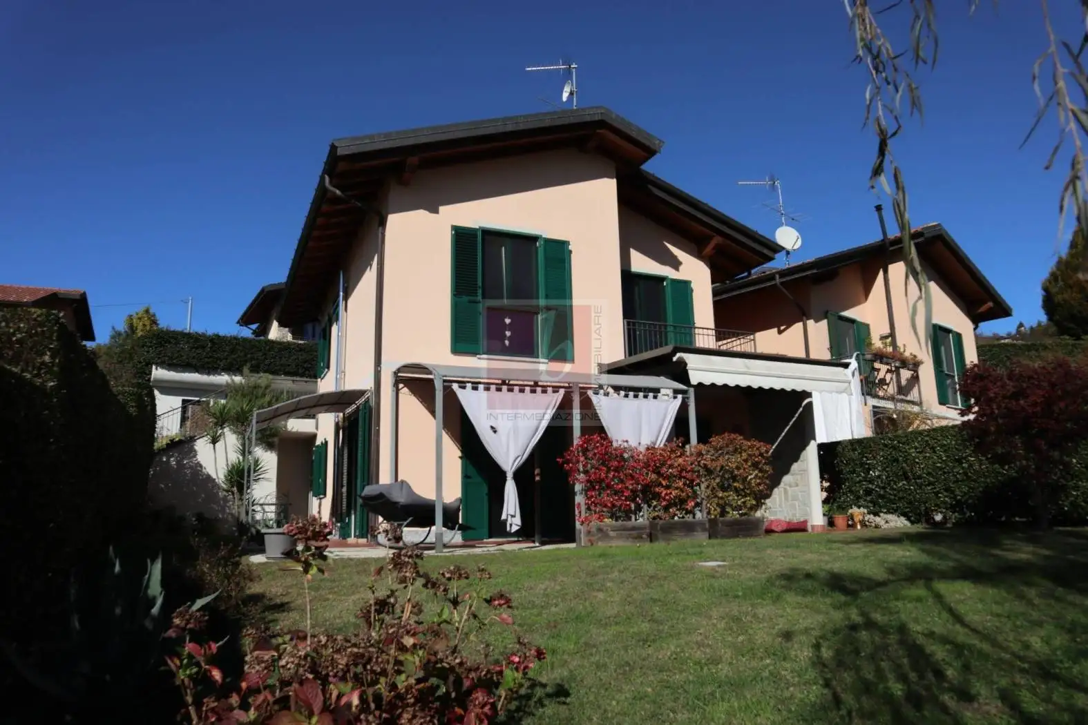 Villa unifamiliare via San Francesco d'Assisi, Centro, Besozzo - foto 5