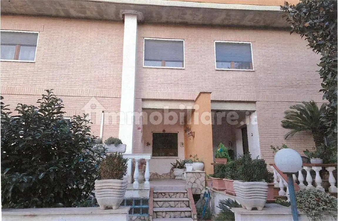 Villetta a schiera in asta a Terracina