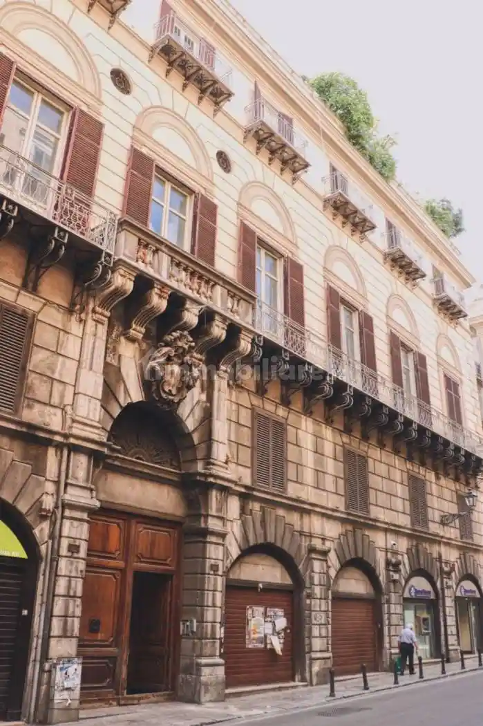 Bilocale via Vittorio Emanuele 188, Kalsa, Palermo - foto 2