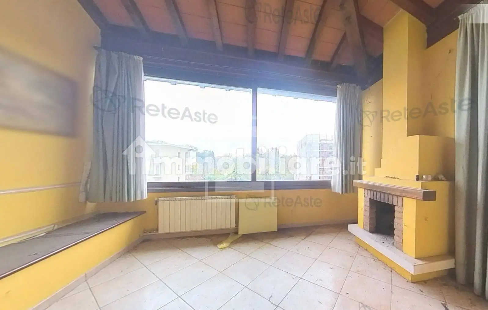 Appartamento in asta a Desenzano del Garda