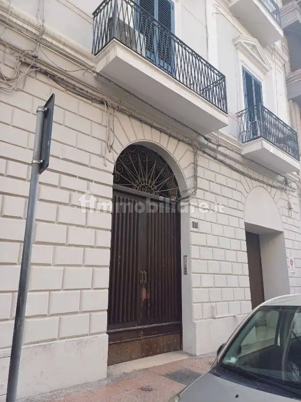 Appartamento in affitto a Taranto