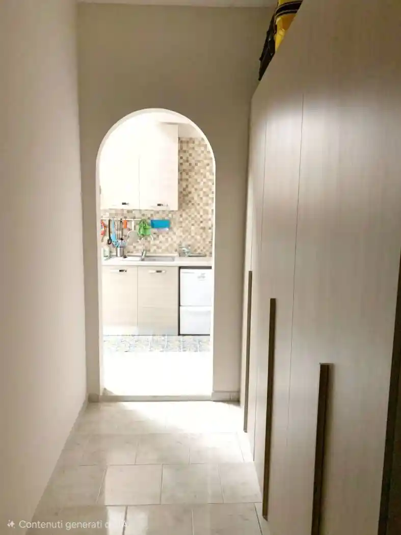 Quadrilocale via Porta di Massa 26, Borgo Orefici, Napoli - foto 2