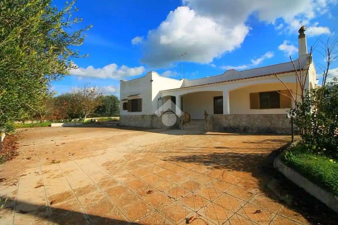 Villa unifamiliare, da ristrutturare, 130 m², Via Pola, Via Papa Giovanni XXIII, Ostuni - foto 2