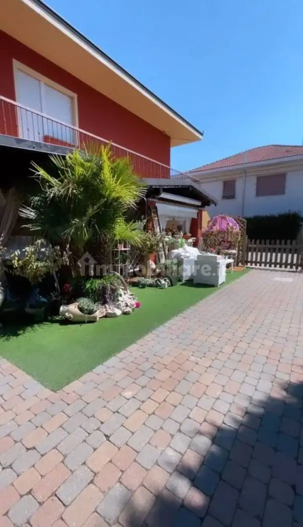 Villa in vendita a Poirino