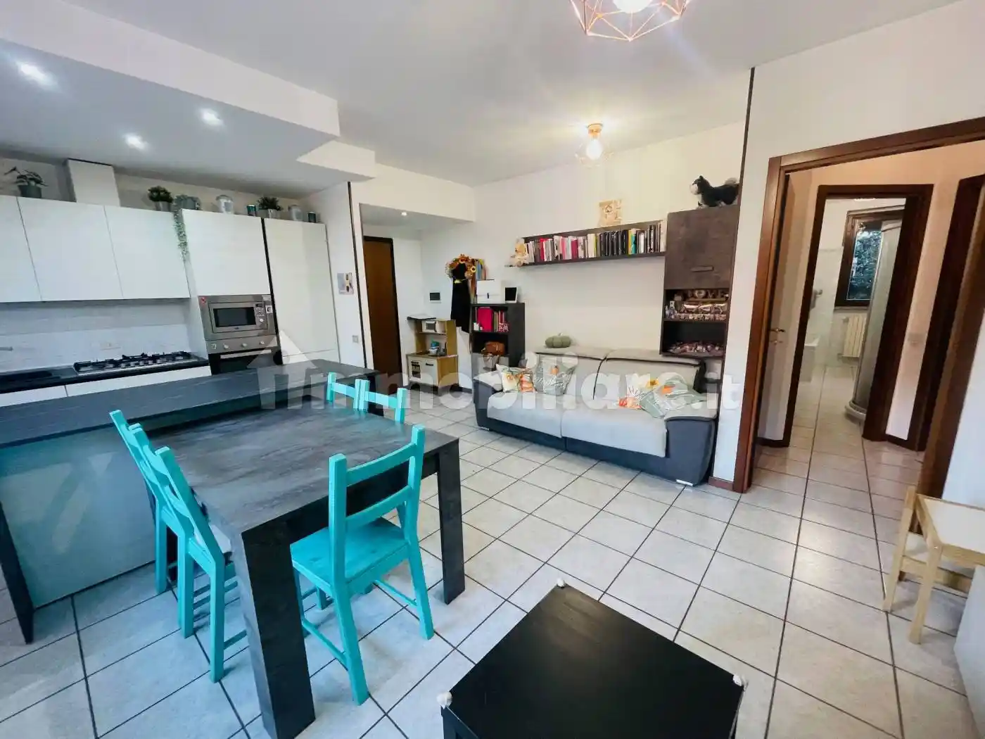 Trilocale via Padova 35, Vighizzolo, Cascina Varenna, Cantù - foto 2