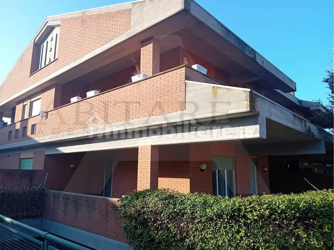 Villa bifamiliare via Gian Francesco Malipiero 76, Infernetto, Roma - foto 4