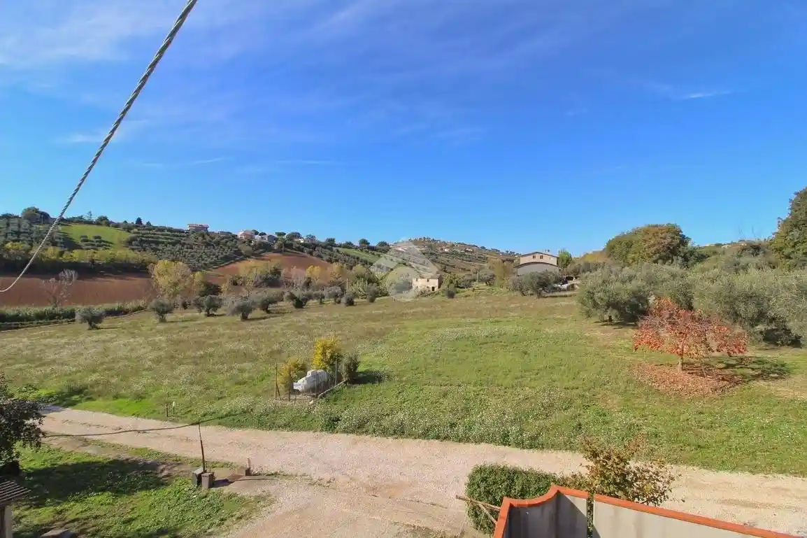 Villa bifamiliare via Vecchia Per Montone 9, Centro, Giulianova - foto 4