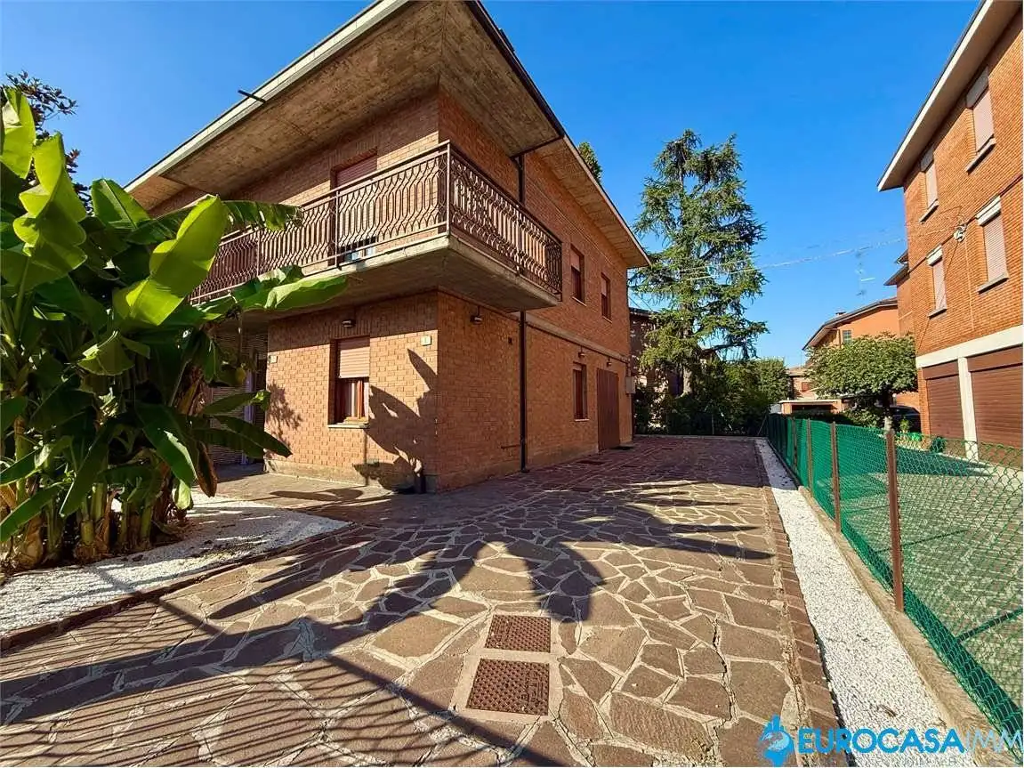 Villa in vendita a Carpi