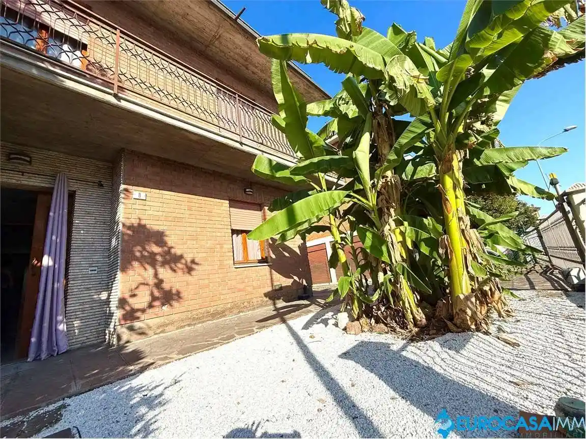 Villa bifamiliare, buono stato, 170 m², Cibeno, Carpi - foto 2