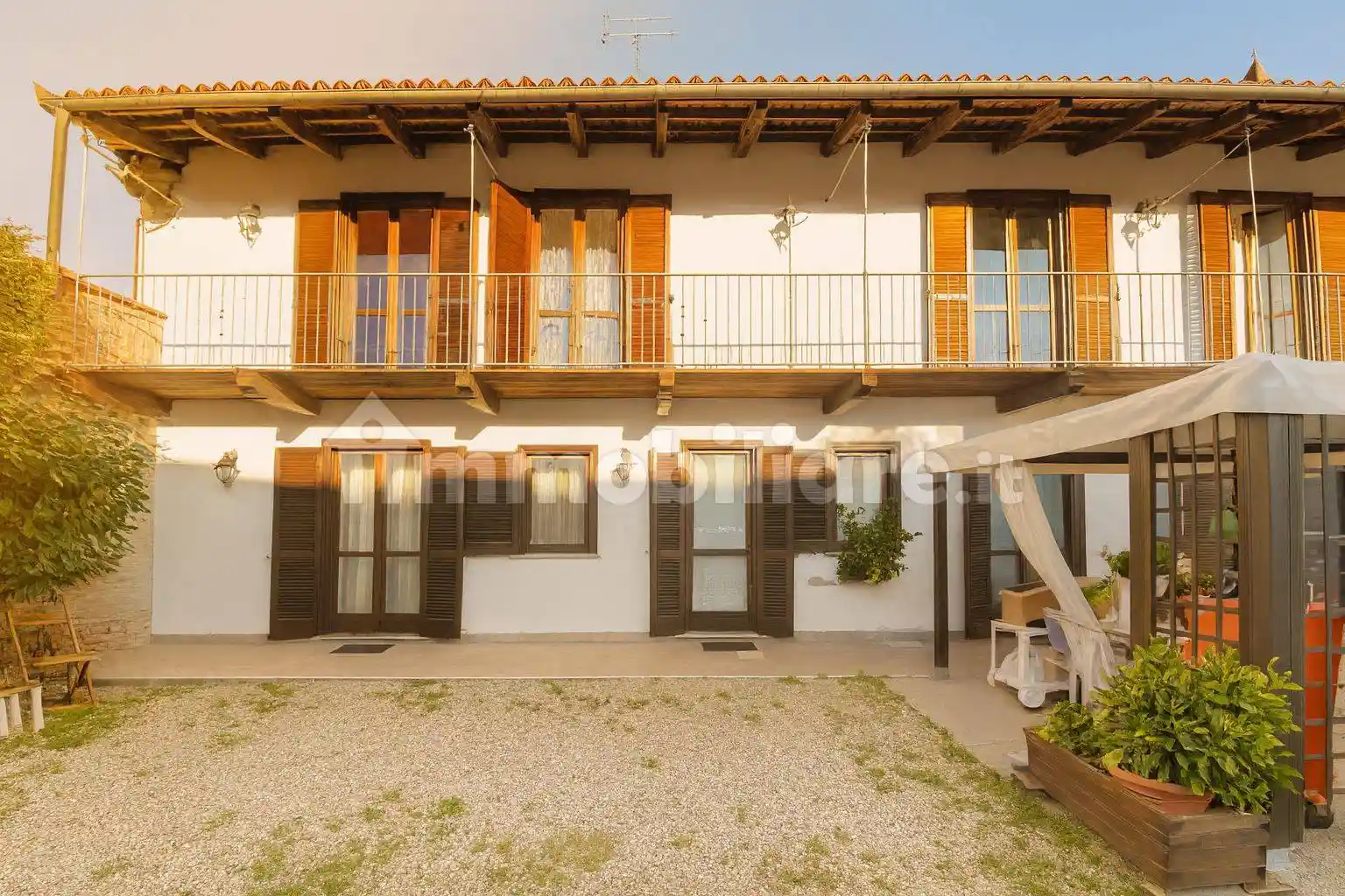 Appartamento in vendita a Sanfrè