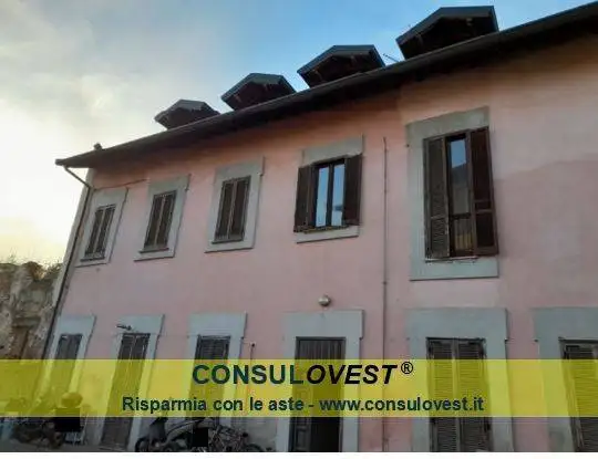 Attico - Mansarda in asta a Ferno