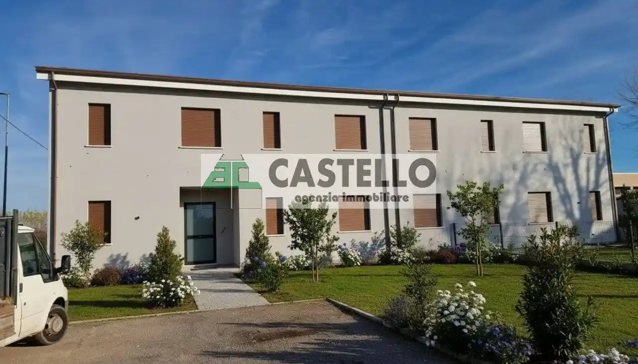 Palazzo - Edificio in vendita a Campodarsego