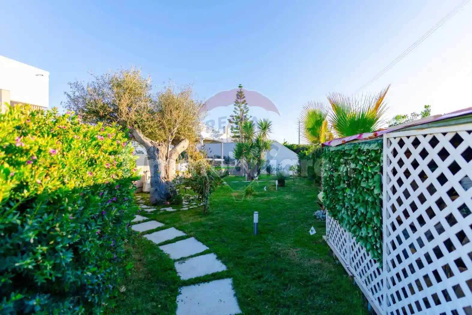 Villa unifamiliare via Morelli E Silvati 26, Torre a Mare, Bari - foto 5