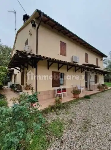Casa indipendente in asta a Imola