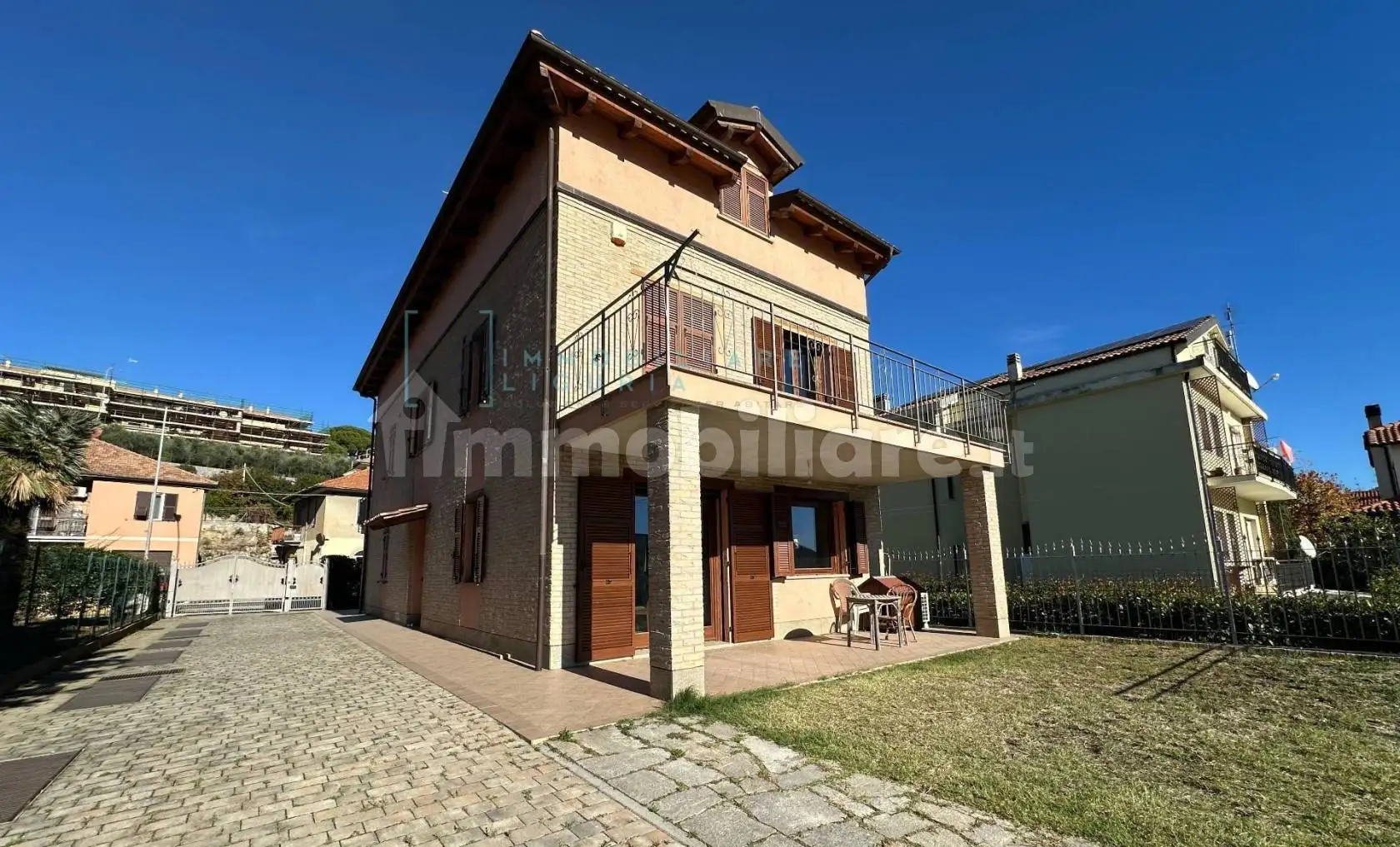 Villa in vendita a Villanova d'Albenga
